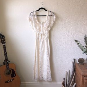 Jessica McClintock off white lace dress